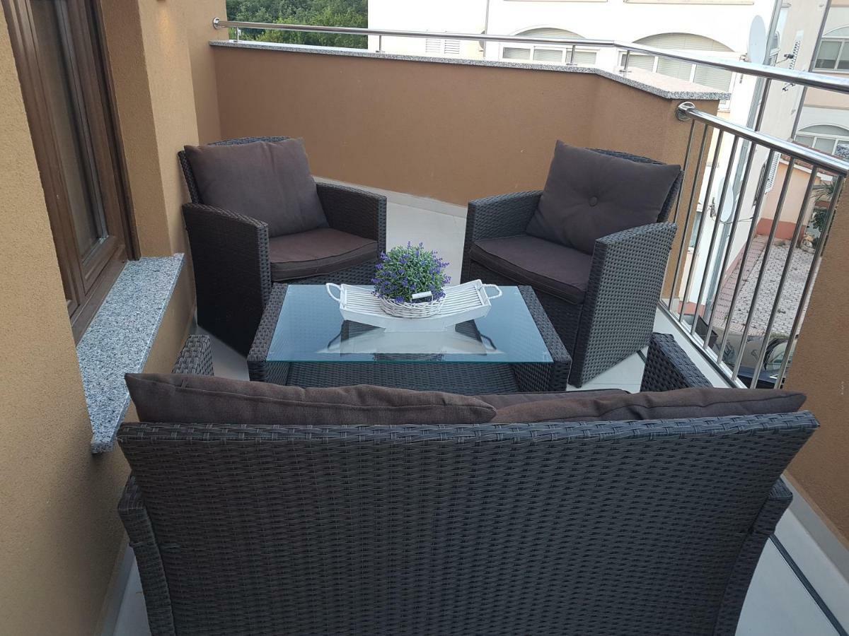 Apartma Sara